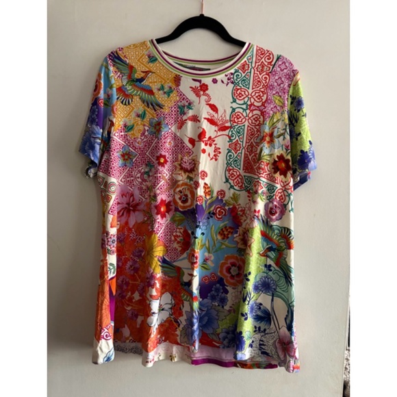 NWT Johnny Was Dreamer Short Sleeve Crew Neck Swing Tee - Picture 4 of 5